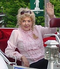 Donna Douglas Quotes, Quotations, Sayings, Remarks and Thoughts