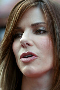 Sandra Bullock Quotes, Quotations, Sayings, Remarks and Thoughts